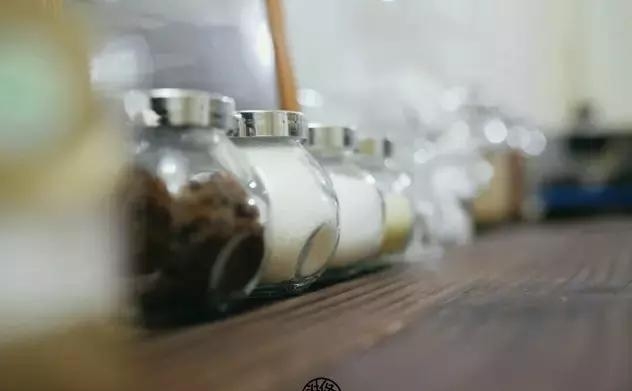 21天3000元重裝出租屋 除甲醛莫忘記！