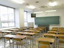 校舍裝修完買(mǎi)了400盆綠蘿凈化空氣，還有孩子開(kāi)學(xué)第一天就熏暈了！